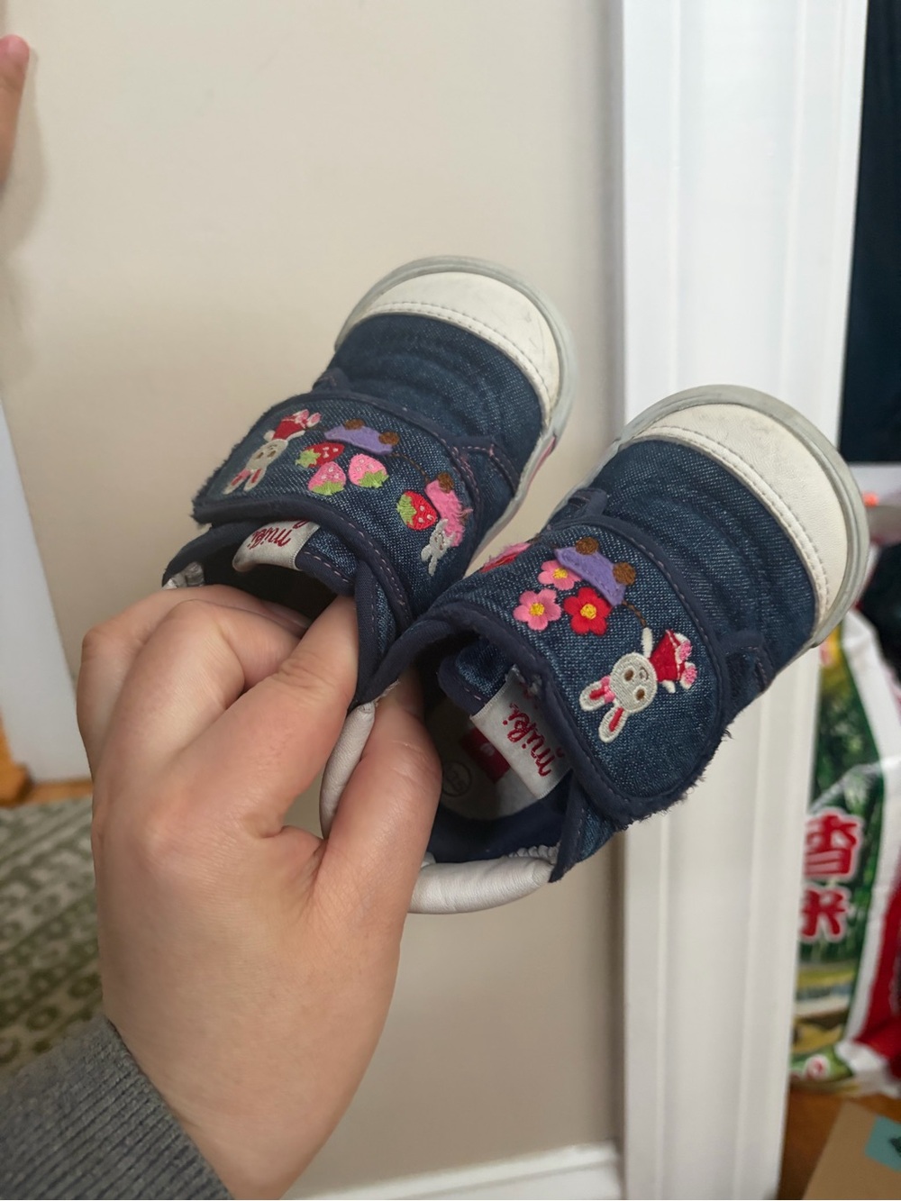 Toddler Navy Floral & Bunny Embroidered Hook-and-Loop Sneakers